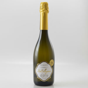 "Flasche Le Collezioni Spumante mit Goldfolie und elegantem weiß-goldenem Etikett."