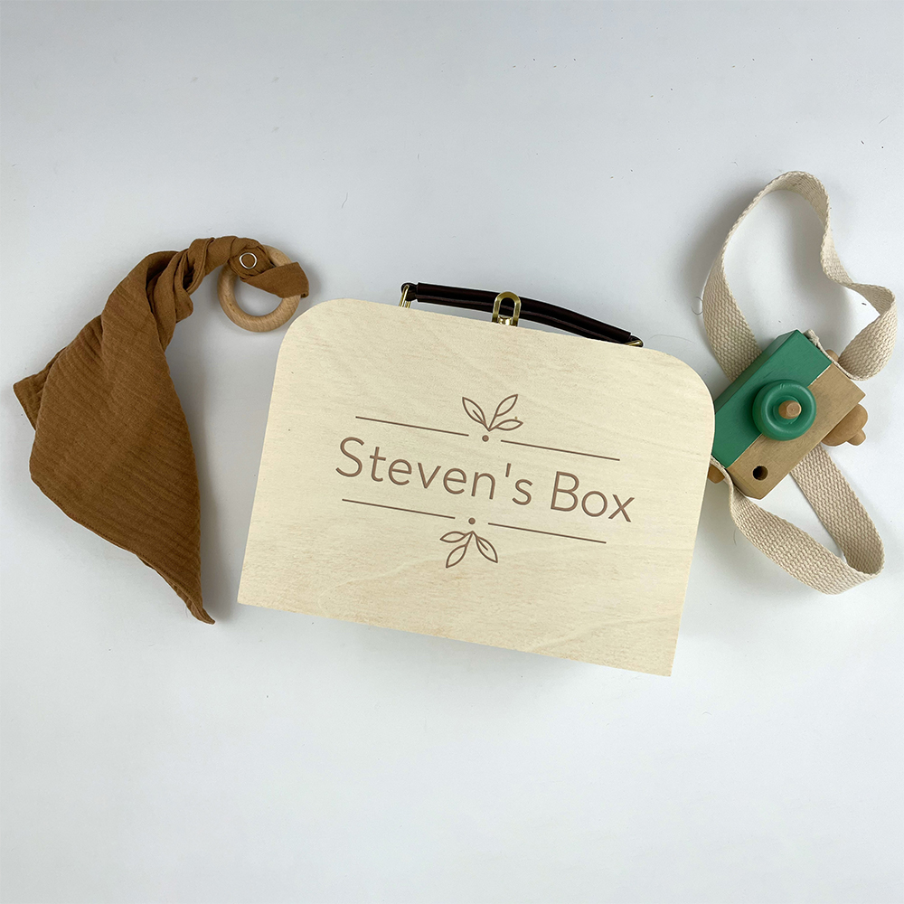 Laufstall Gravur mit Namen Steven's Box